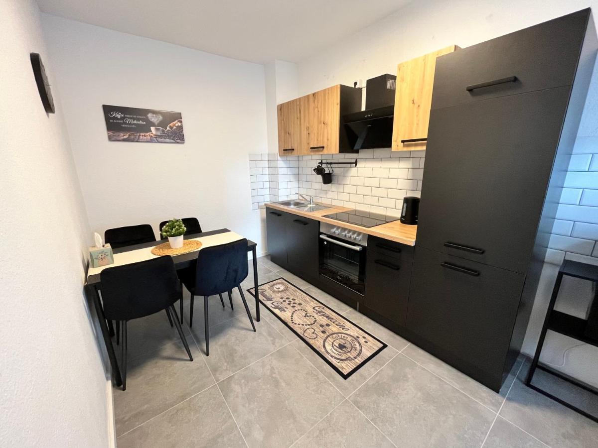 Appartment Florida Naehe Duesseldorf, Messe, Hbf, City, Wifi, Helios Hospital Krefeld Buitenkant foto