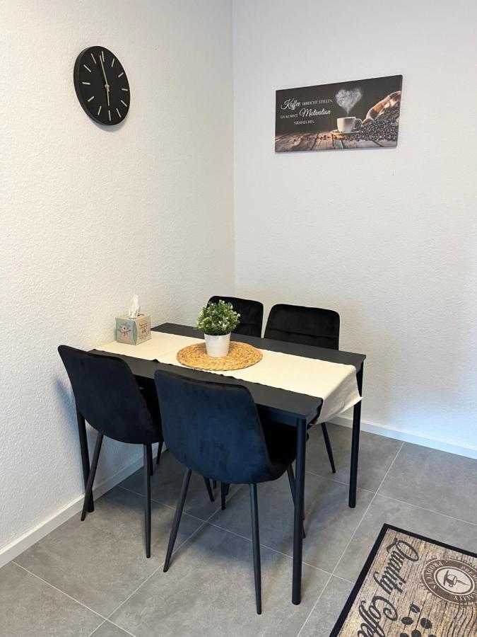 Appartment Florida Naehe Duesseldorf, Messe, Hbf, City, Wifi, Helios Hospital Krefeld Buitenkant foto